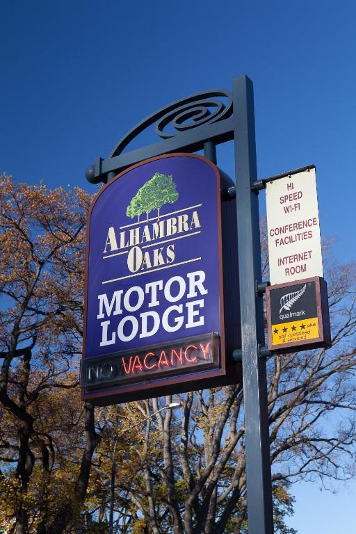 Alhambra Oaks Motor Lodge Dunedin Exterior foto